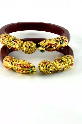 Pretty  Bangles  Colour Maroon