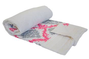 Machine Embroidered Double Bed Cotton Quilt And White Blankets For Winters 1