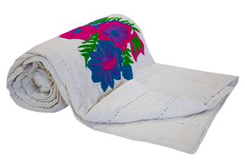 White Blanket With Flower Prints Quilt Queen Size Jaipuri Razai 1