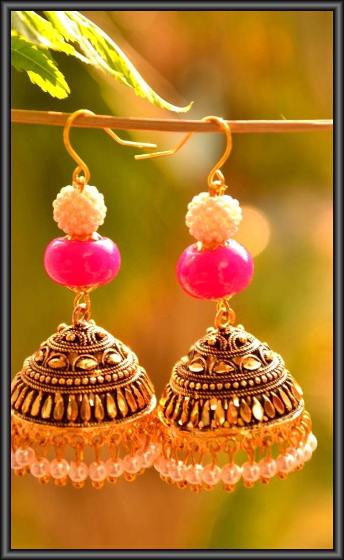 Deisgner kundan golden pattern pink earrings