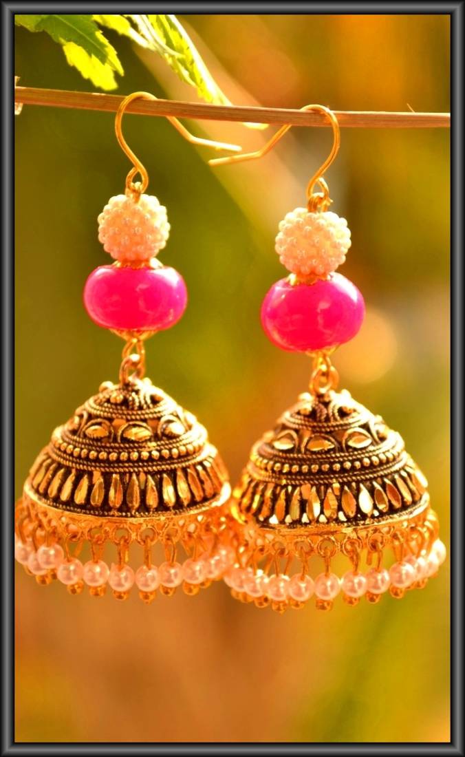 Deisgner kundan golden pattern pink earrings