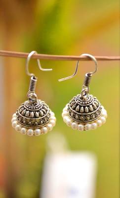 Silver pearl danglers drops 1