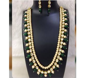 Kundan And Pearl Necklace Set With Green Onyx Gemstones 1