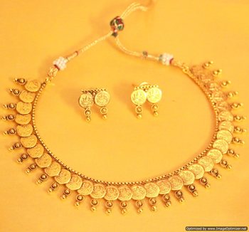Gold Look Ginni Polki Necklace Set 