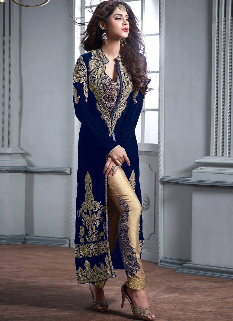 Royal blue embroidered velvet semi stitched salwar with dupatta