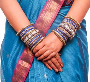 Beautiful Blue Bangle Set For Two Hands With Big Kundan Stones 2