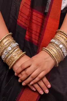 Beautiful Golden Bangle Set For Two Hands With Big Kundan Stones
