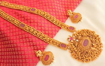 Royal Antique Ruby Designer Bridal Haar Set   1