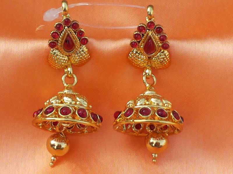 kempu jhumkas