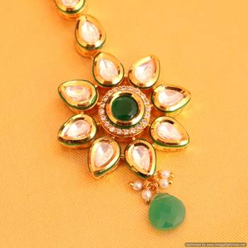 Emerald Kundan Meenakari Polki Kundan Maang Tikka 2