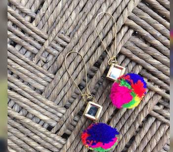 Kundan And Pom Pom Earrings 1