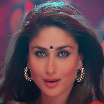 Gold Kareena Damroo Baali 1