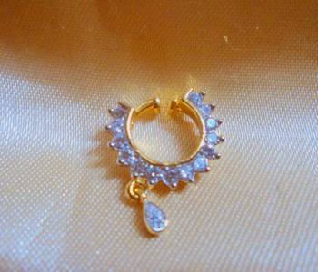 Elegant American Diamond Spring Nosering 1