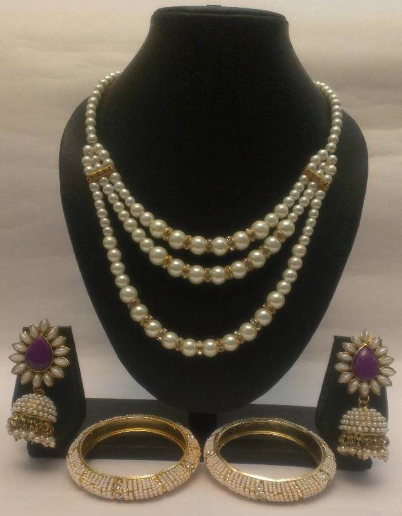 Designer Purple colour Aashiqui 2 Jewellery set with Traditional Necklace & Bangles set