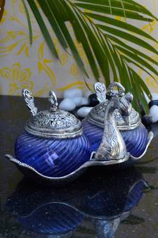 eCraftIndia Crystal Mouth Freshner Container with 2 Spoons