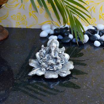 E Craft India Decorative Ganesha Statue Sitting on Flower Artistic Design 1