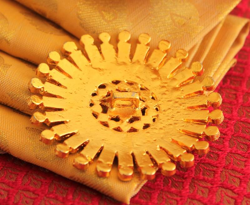 Beautiful Antique Kemp Peacock Hair Jewell (Rakodi)