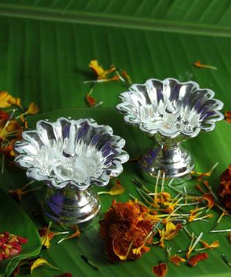 Set Of Two Devdas Silver Plated Oil Pooja Lamp And Diya And Niranjan 2