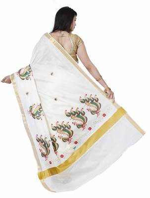 Off White Embroidered Cotton Saree With Blouse 2