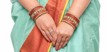 Traditional Golden Flower Pattern Bangle Set 3