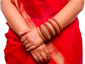 Traditional Red Kundan Work For Both Hands 3
