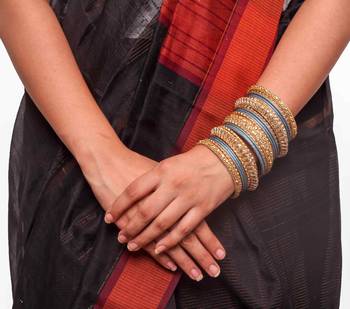Traditional Grey Kundan Work For Both Hands 3