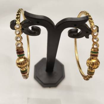 Metal Gold-plated with Diamond Bangle Set 2