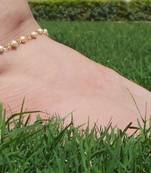 Elegant And Delicate Pearl String Payal