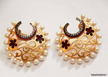 Half Hoop Embellished Filigree Earrings - Red 1