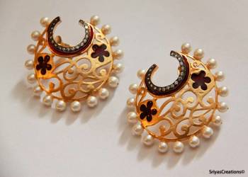 Half Hoop Embellished Filigree Earrings - Red 2