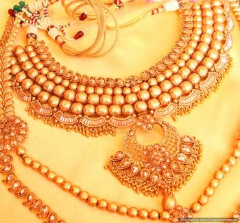 Gold Look Polki Matt Finish Bridal Necklace Set 2