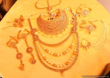 Gold Zircon   Polki bridal-sets 1