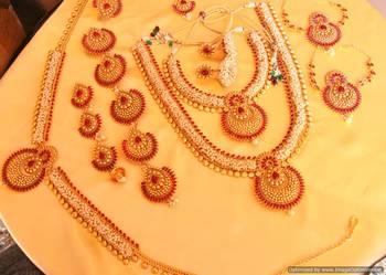 Red Ruby   Polki bridal-sets 1