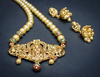 Traditional temple kemp jewelry set 1