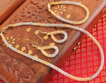 Awesome Designer Two Tone Necklace Set With Bracelet 1