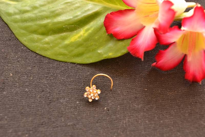 Diamond Studed Pretty Nose Pin