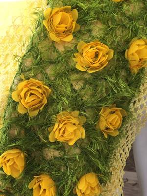Yellow Woven Chiffon Saree With Blouse 5