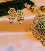 Trendy Thewa And Kundan Necklace Set