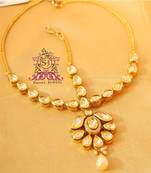 Kundan Meenakari Pearl Maathapatti