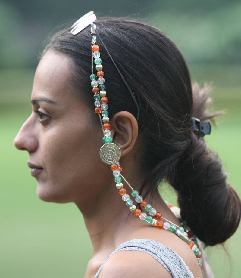 Tri-coloured Spectacle chain.
