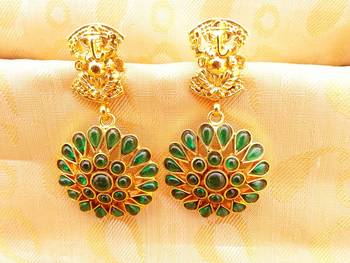 Green Kemp Ganesha Temple Earrings 1