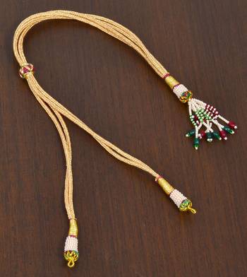 Maroon Beaded Hasli necklaces 2