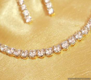 Single Line Diamond Elegant Necklace Set 3