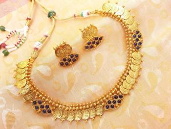 Beautiful Blue Kemp Laxmi Coin Necklace Set 2