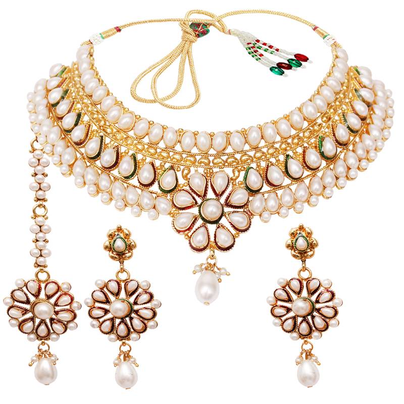 White diamond necklace-sets