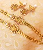 Mesmerizing White Kemp Laxmi Layer Temple Jewellery