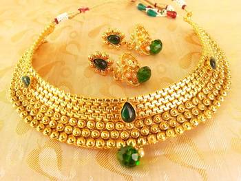 Gorgeous Green Kemp Metallic Necklace Set with Jhumkas 2