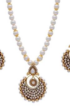 Antique Pendant Set With Shell Pearls