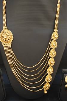 Multilayer Gold Tone Leaf Pattern Necklace set