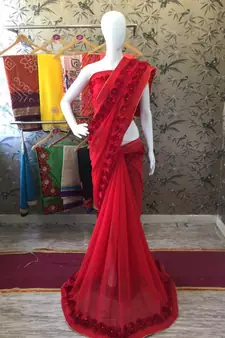 Red Woven Georgette Saree With Blouse